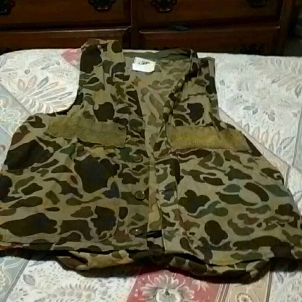 Black Sheep men's hunting vest